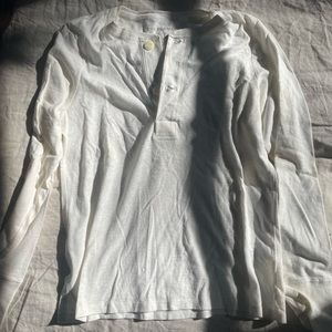 Everlane white king sleeve